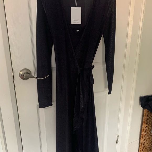 & Other Stories festive party wrap dress - Picture 5 of 6